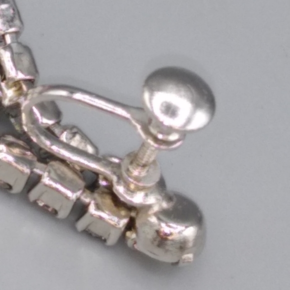 Girandole Rhinestone Chandelier Screw back Silver tone Earrings Vintage - Picture 14 of 16